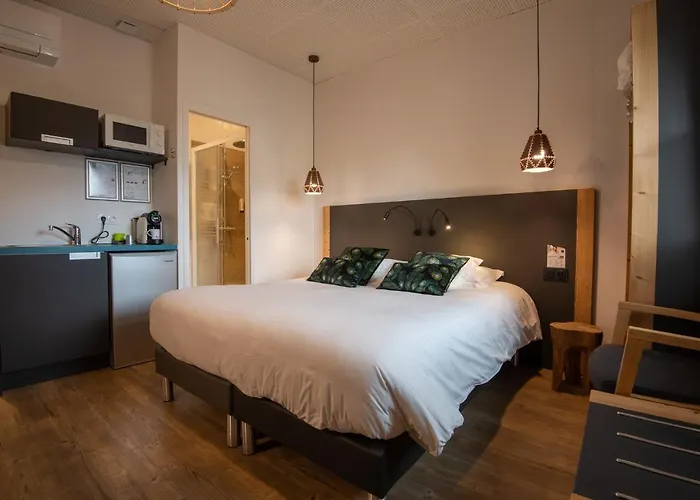 Hotel Contact Les Ailes Challes-les-Eaux