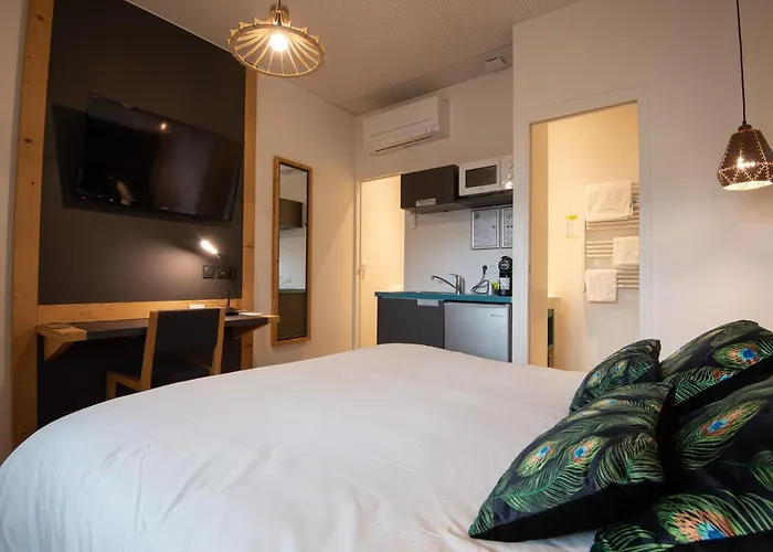 Contact Les Ailes Hotel Challes-les-Eaux