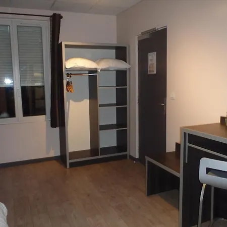 Contact Les Ailes Hotel 3*